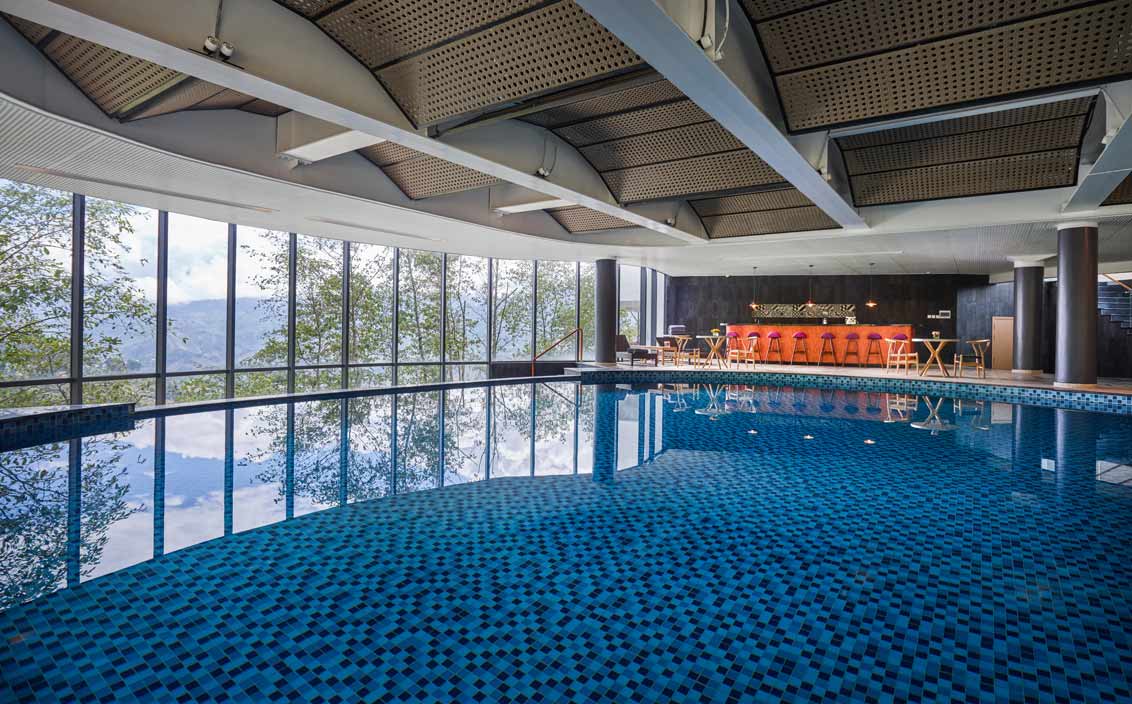 POOL BAR